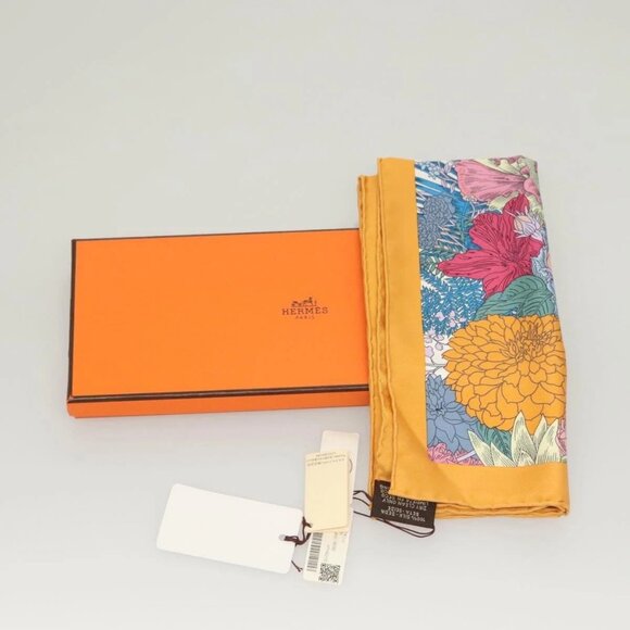 HERMES Carre 45 Scarf ""ROBE LEGERE"" Silk Orange Auth am8904 - Picture 8 of 8